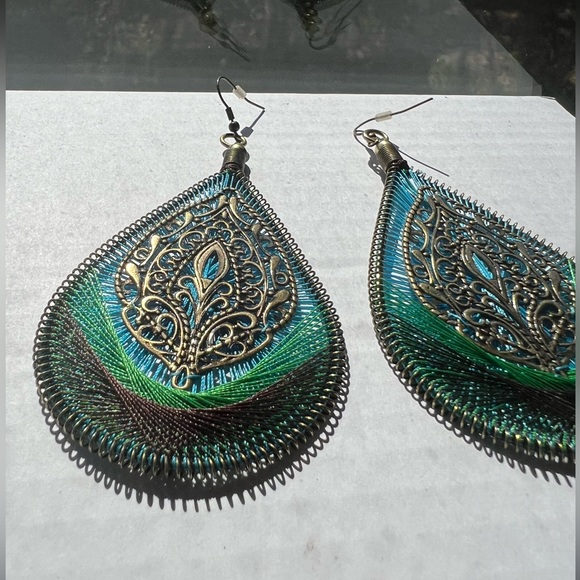 MI AMORE Peacock Dangle-Earrings Colorful & Silver-Tone Colored - Picture 5 of 9